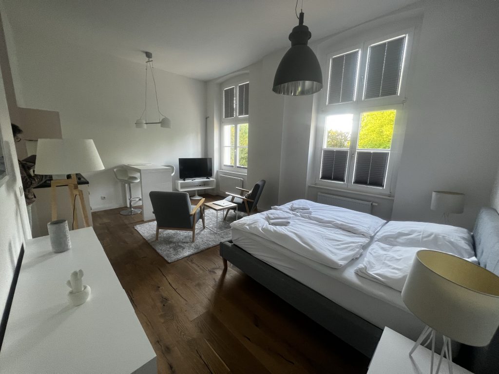 Apartment #17